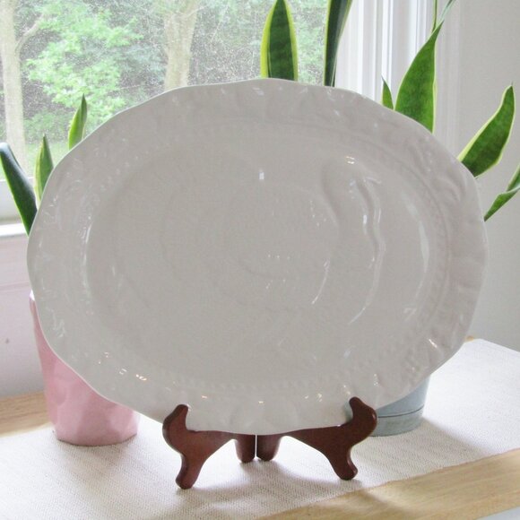 Extra Large Turkey Platter White Embossed Porcelain 18" x 14" - Picture 3 of 9